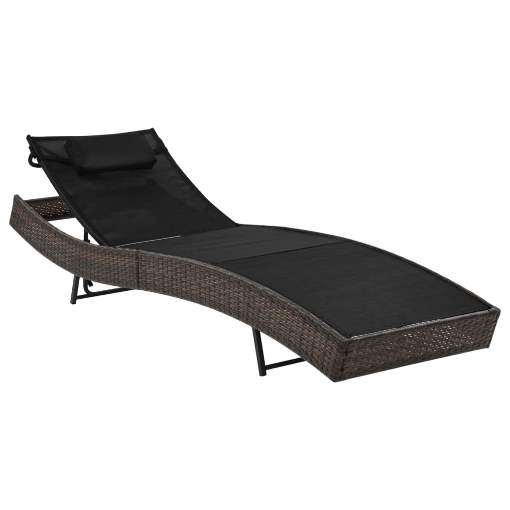 Barna polyrattan napozóágy párnával