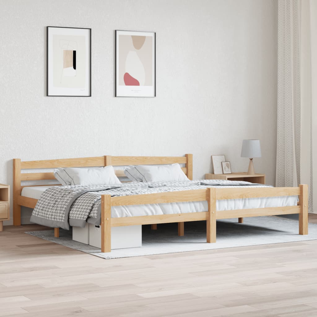 Tömör fenyőfa ágykeret matrac nélkül 200 x 200 cm
