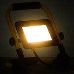 Meleg fehér fényű fogantyúval ellátott LED-es reflektor 30 W 2