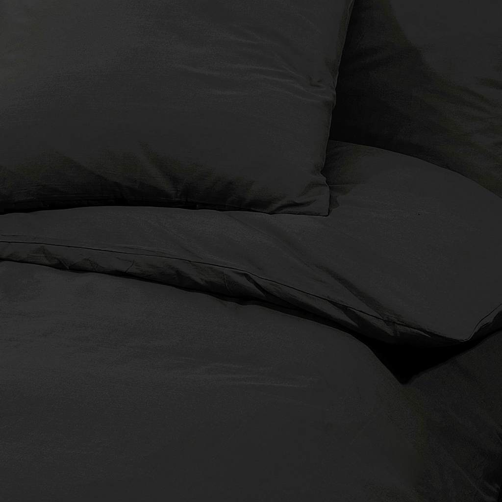 Fekete mikroszálas ágyneműhuzat-garnitúra 155 x 220 cm 7