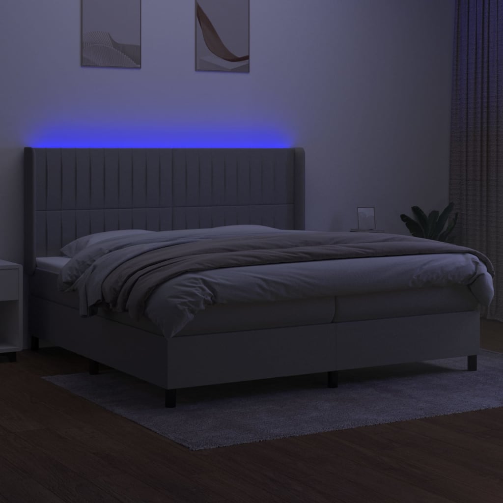 Világosszürke szövet rugós és LED-es ágy matraccal 200x200 cm 3