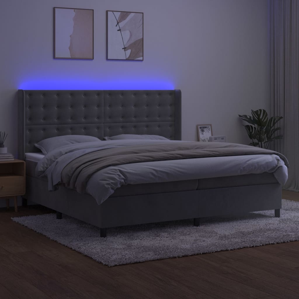 Világosszürke bársony rugós és LED-es ágy matraccal 200x200 cm 3