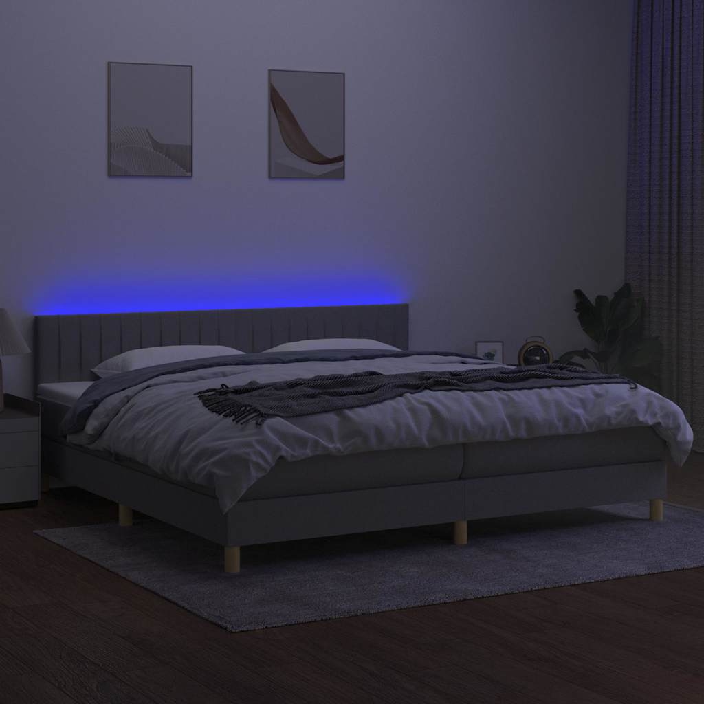 Világosszürke szövet rugós és LED-es ágy matraccal 200x200 cm 3