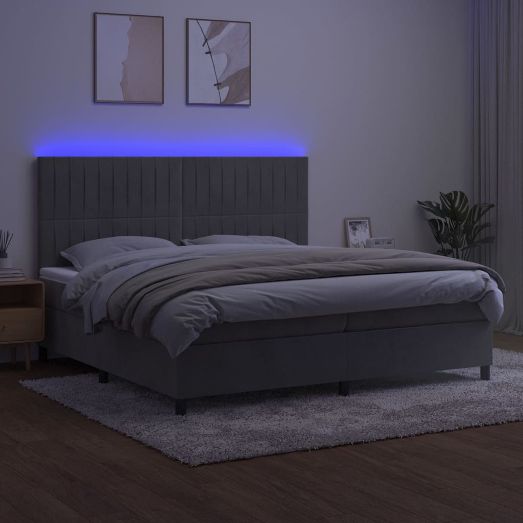 Világosszürke bársony rugós és LED-es ágy matraccal 200x200 cm 4