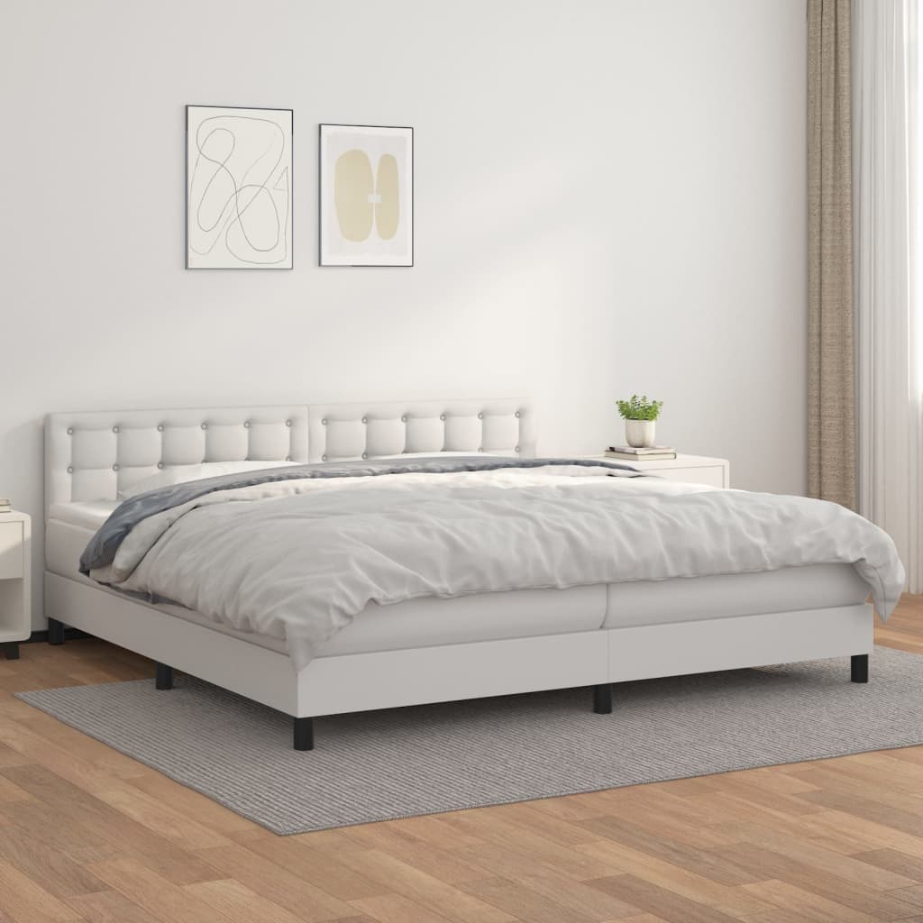 Fehér műbőr rugós ágy matraccal 200 x 200 cm