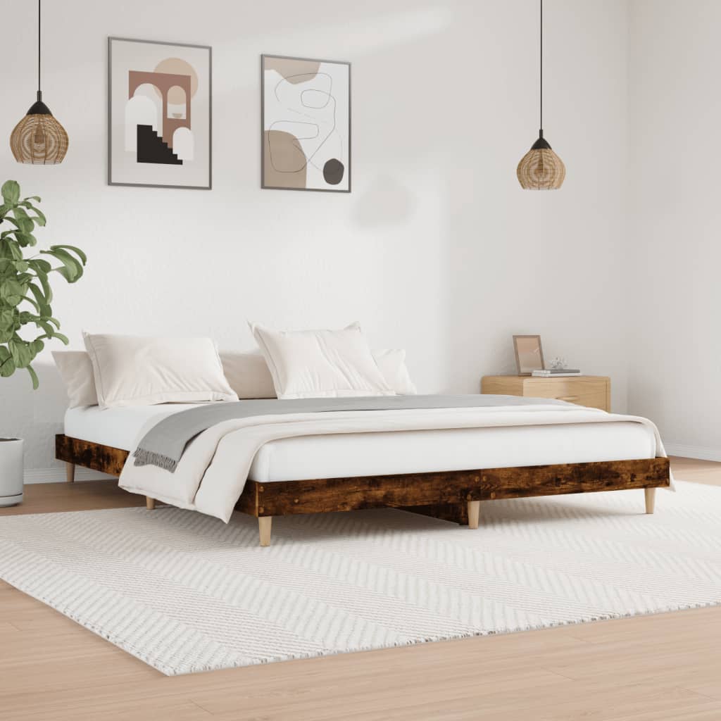 Füstös tölgy színű szerelt fa ágykeret matrac nélkül 150x200 cm