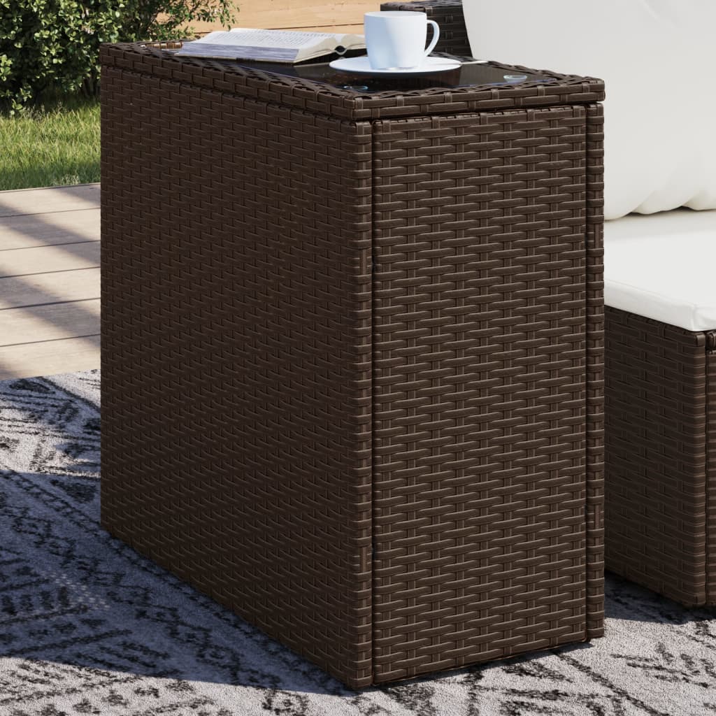 Barna polyrattan kerti kisasztal üveg lappal 58 x 27,5 x 55 cm