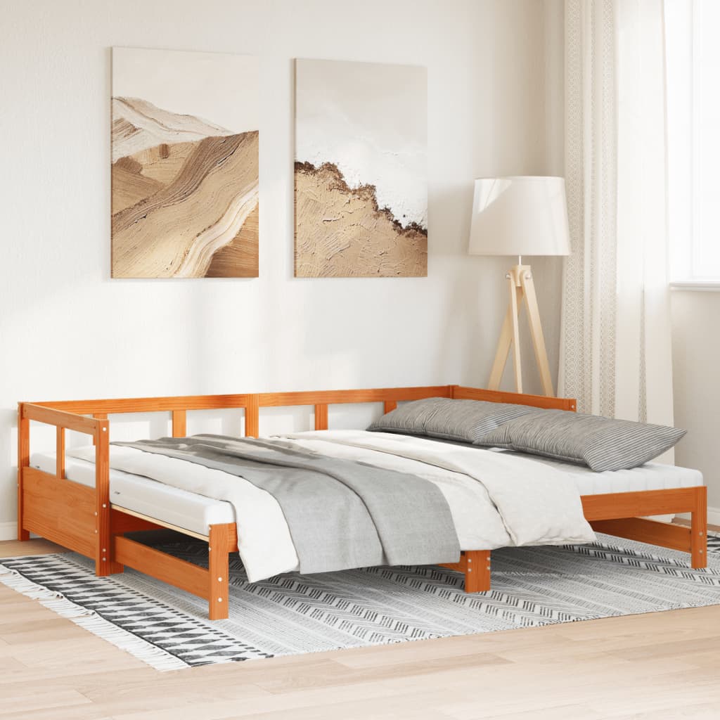 Viaszbarna tömör fenyő kihúzható kanapéágy matracokkal 90x190cm
